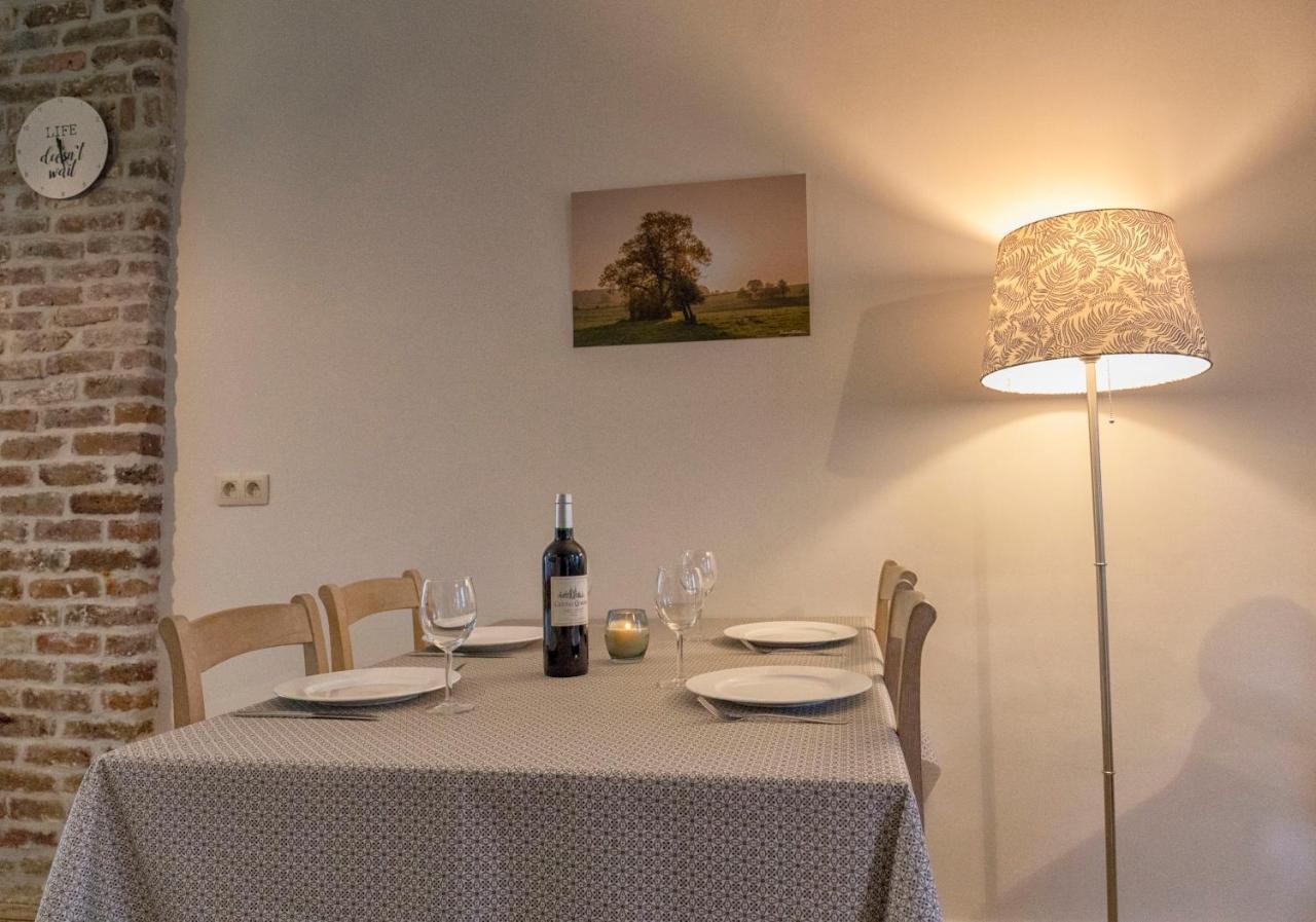 La Roche ô Tour! - Gîte citadin Esterno foto