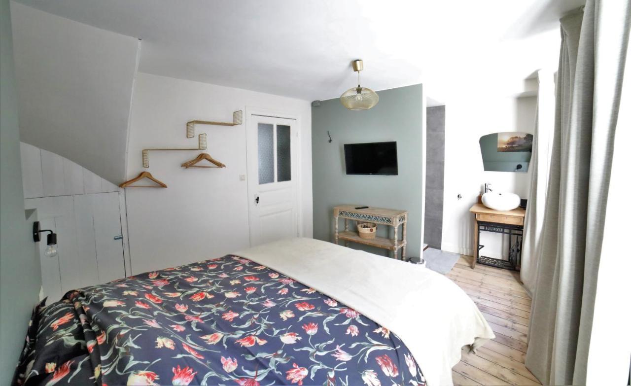 La Roche ô Tour! - Gîte citadin Esterno foto